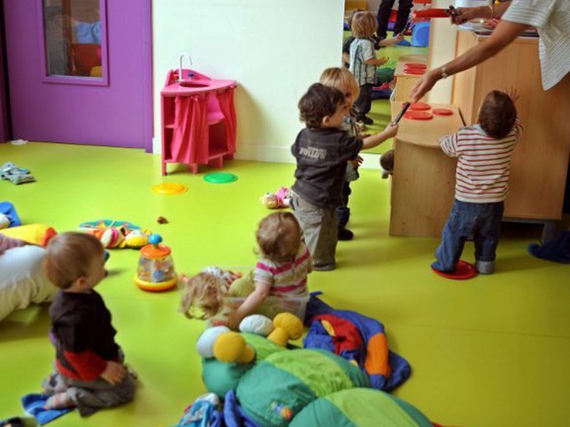 Pour mon bébé : Crèche ou garde à domicile